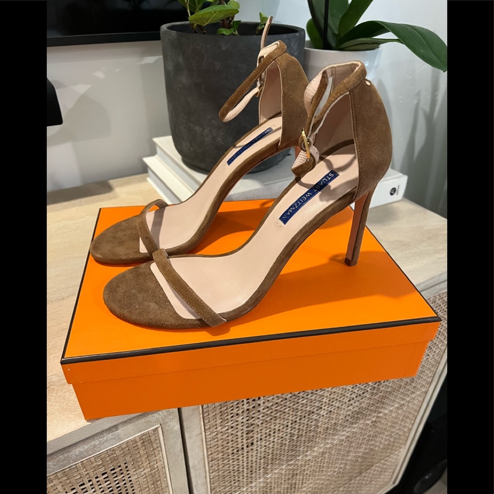 Brand new - never worn sticker still on bottom - Stuart Weitzman